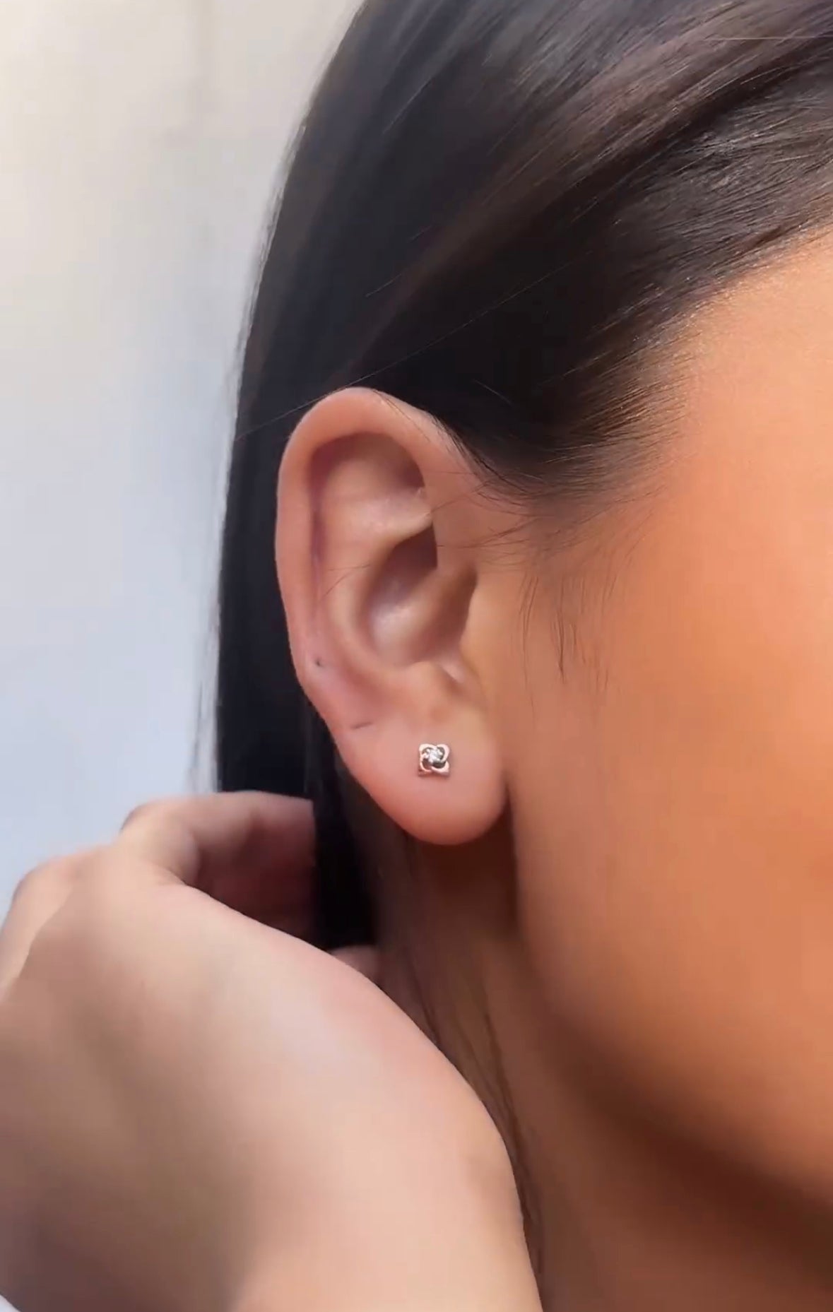 Solid Gold Diamond Earrings for women (5E38C8)