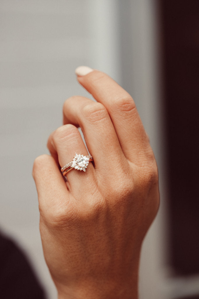 Solid Gold Lab-Grown Diamond Harlem Oval Ring