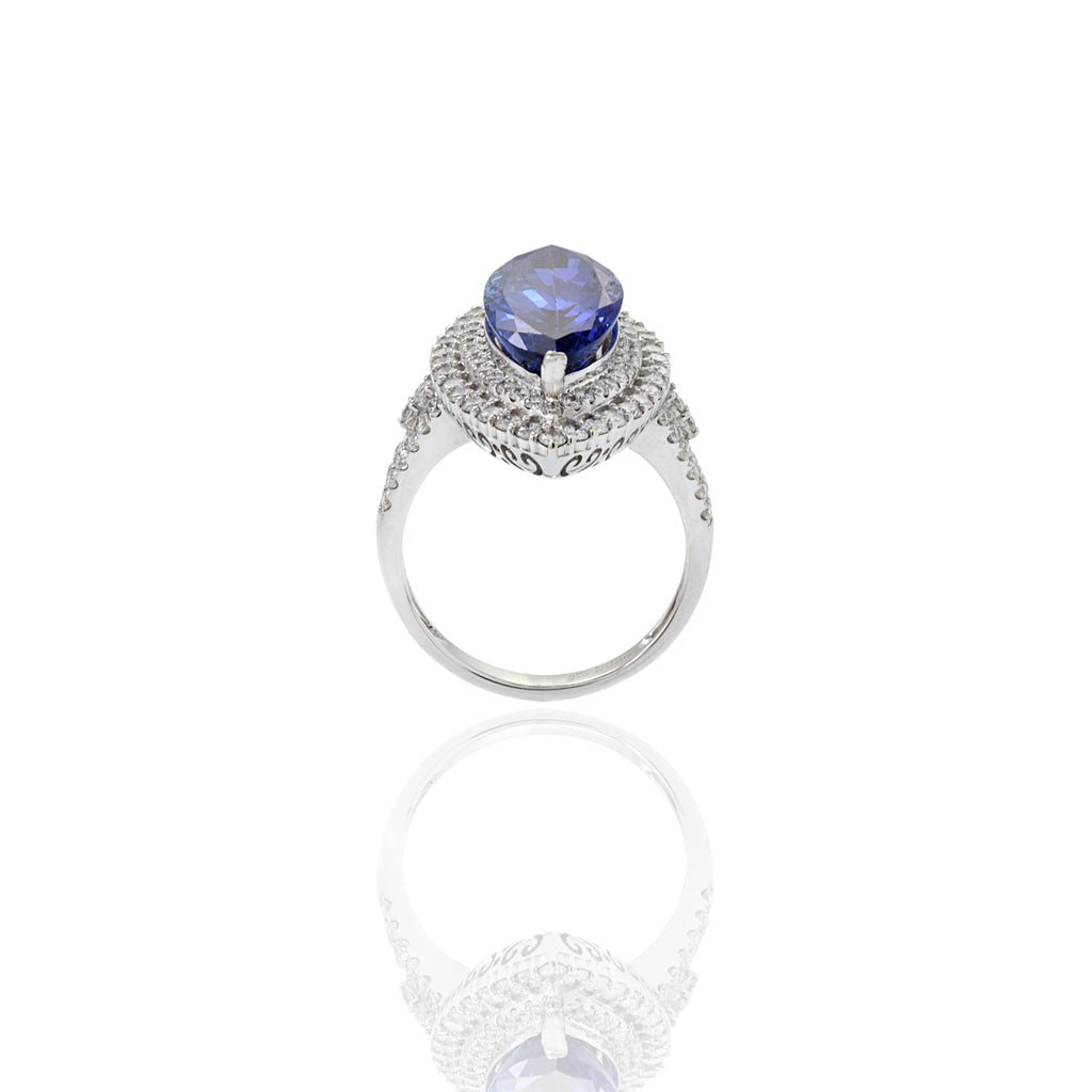 18K Solid Gold 6.81 CT Tanzanite and Diamond Ring