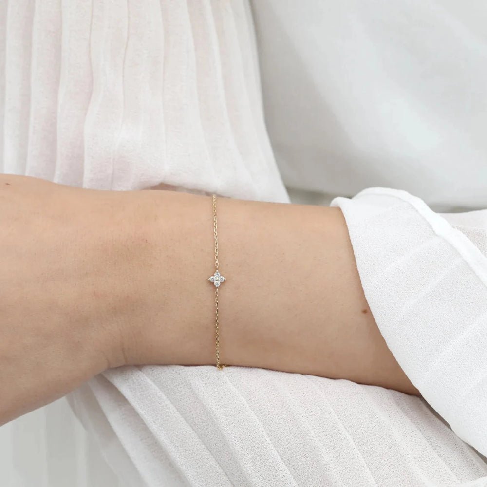 Solid Gold Dainty Diamond Clover Bracelet