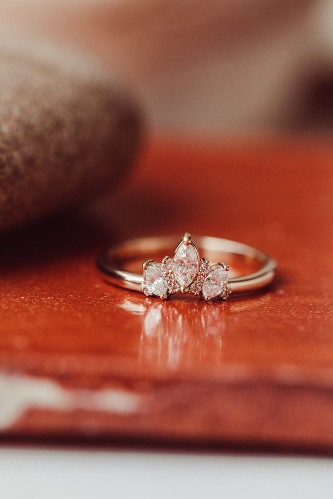 Solid Gold Marquise Diamond Ring (69C928)