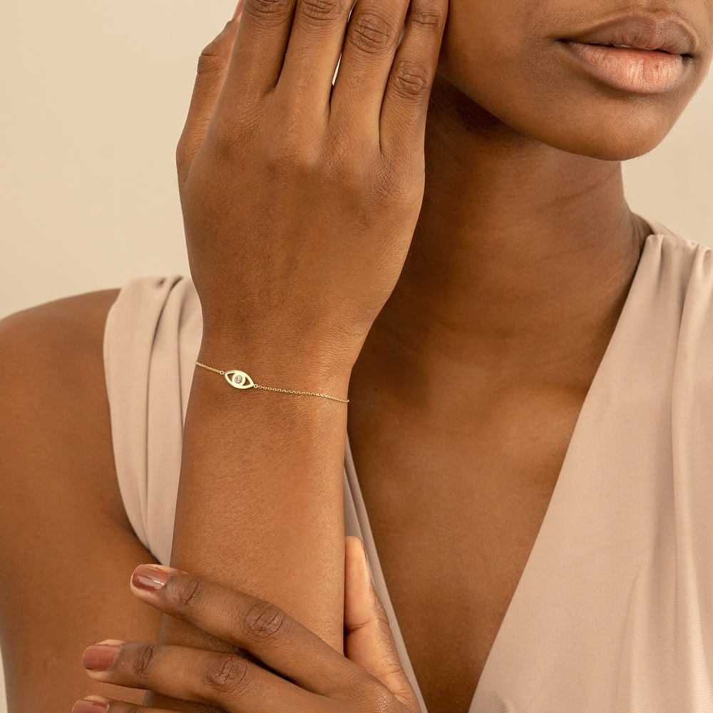 Solid Gold Single Diamond Eye Bracelet
