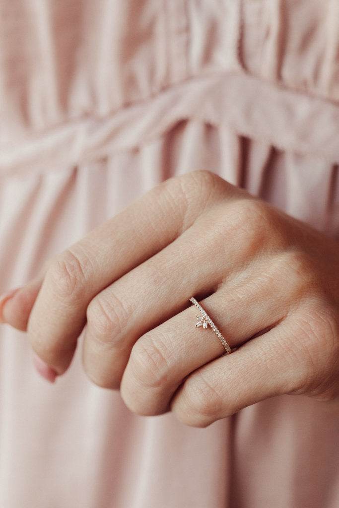 Solid Gold & Diamond Minimal Band