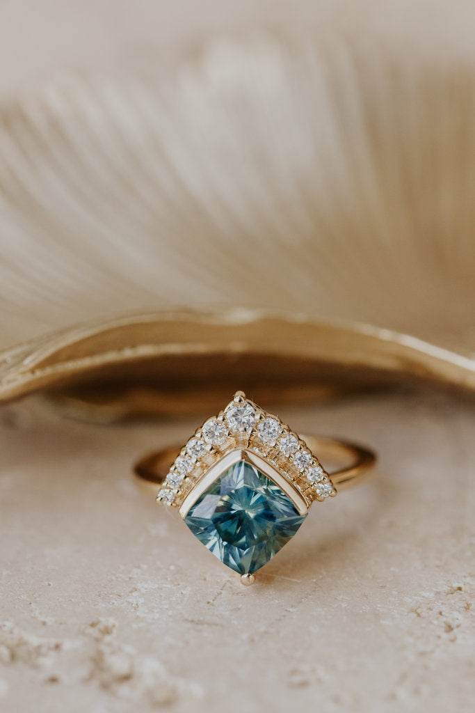 Solid Gold 4.70 ct Cushion Bi-Color Montana Sapphire Ring
