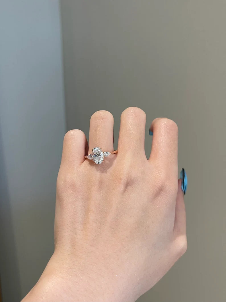 Solid Gold Diamond Ring 2.5 Carat Brilliant Oval Cut Moissanite Engagement
