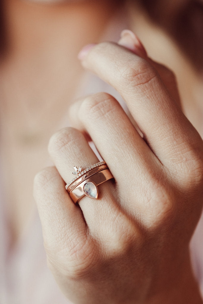 Solid Gold & Diamond Minimal Band