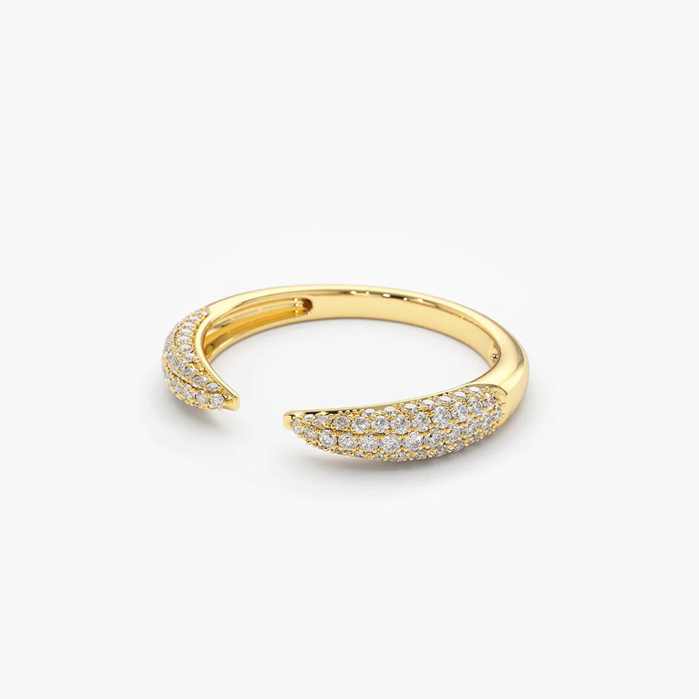 Solid Gold Diamond Claw Ring (B68F69)