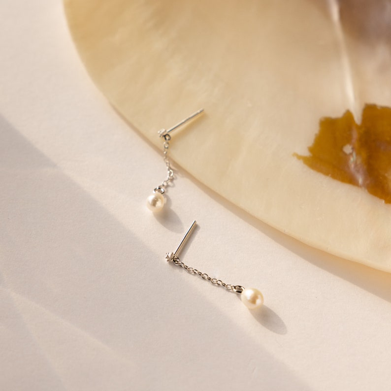 Solid Gold Pearl Drop Earring
