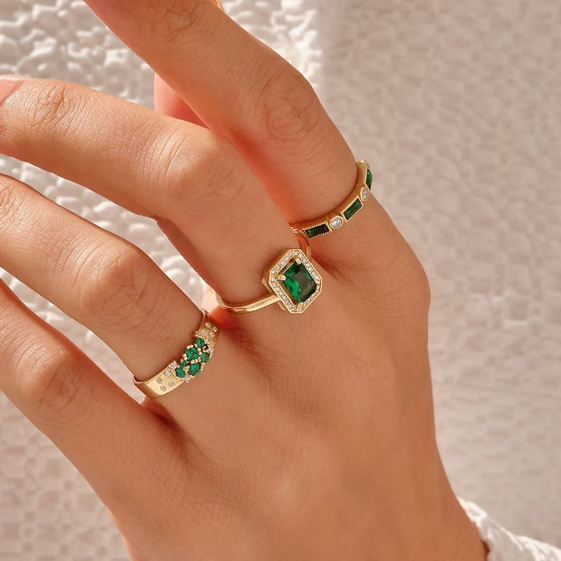 Solid Gold Emerald Engagement Ring (535809)