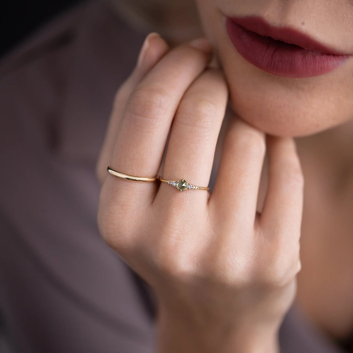 Solid Gold Ring Green Sapphire