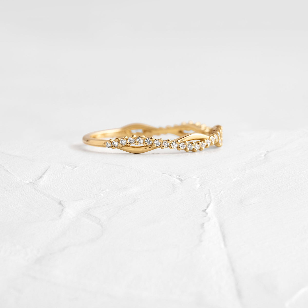 Solid Gold Entwined Band | Diamond Ring for Women