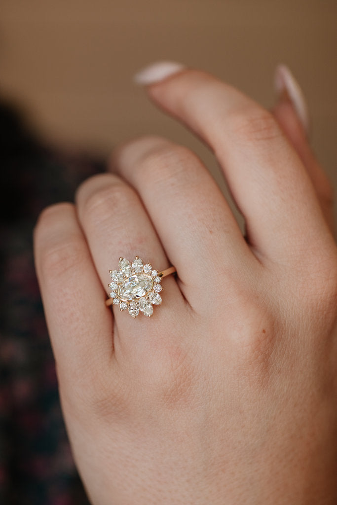 Solid Gold Ray 1.11 ct Oval Moissanite Diamond Ring