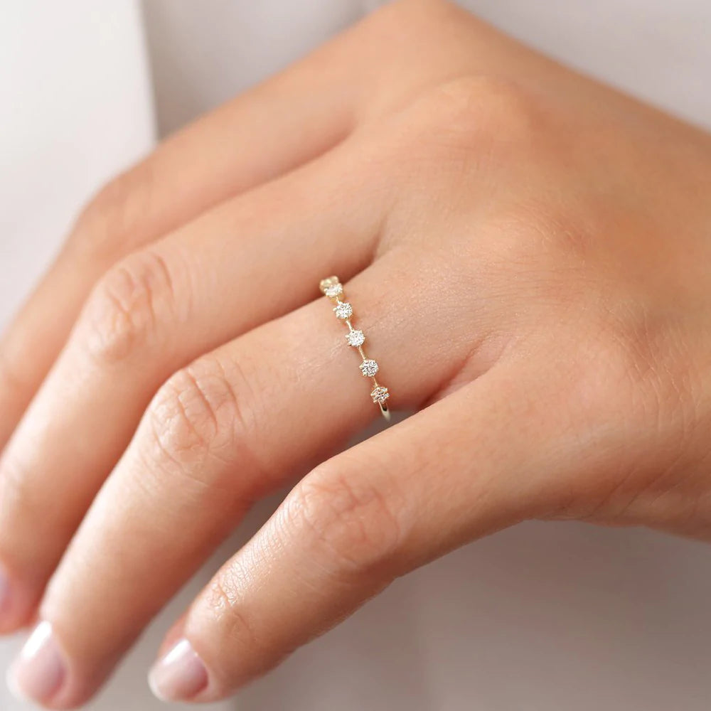 Solid Gold 7 Stone Round Diamond Wedding Ring