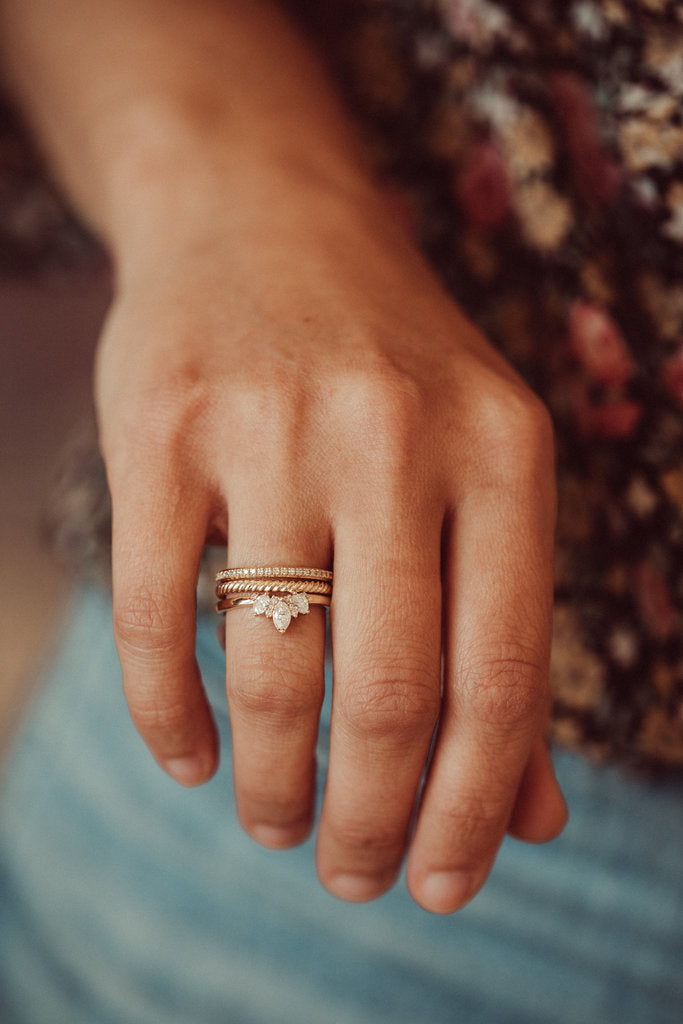 Solid Gold Marquise Diamond Ring (69C928)