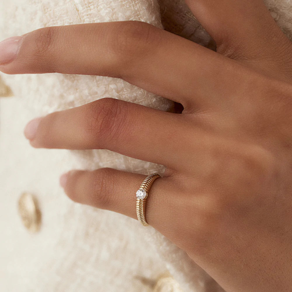 Solid Gold Ribbed Gold Solitaire Diamond Ring