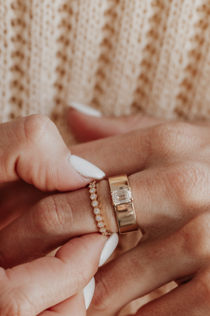 Solid Gold The Maya Emerald Cut Cigar Band Solitaire