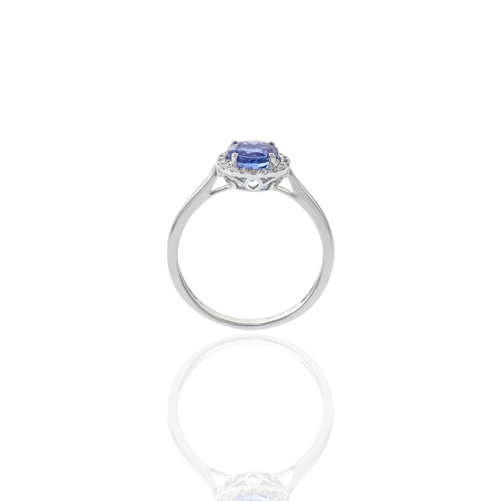 Solid Gold Tanzanite And Diamond Ring (A1D6D5)