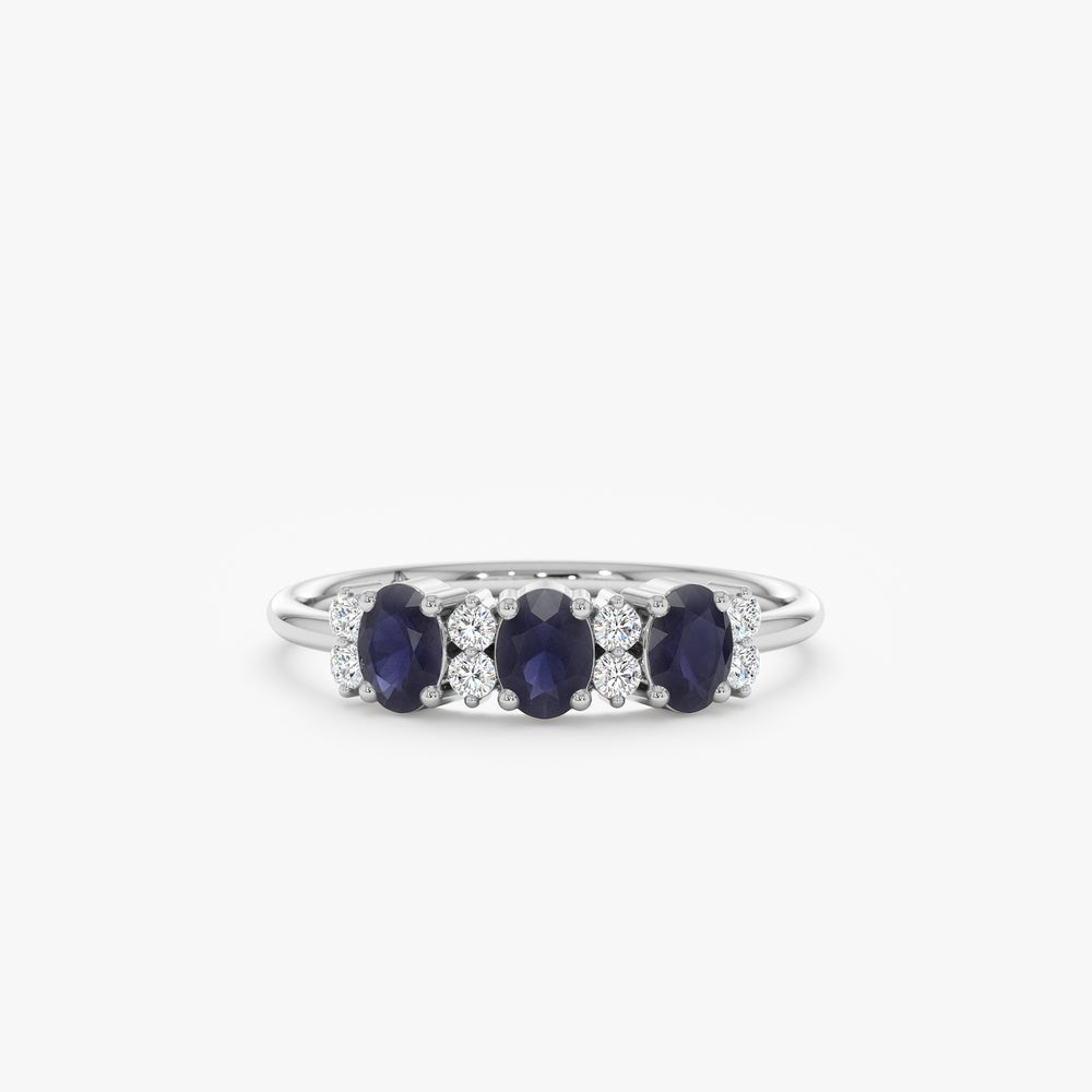Solid Gold Diamond and Oval Sapphire Ring (0A5C28)