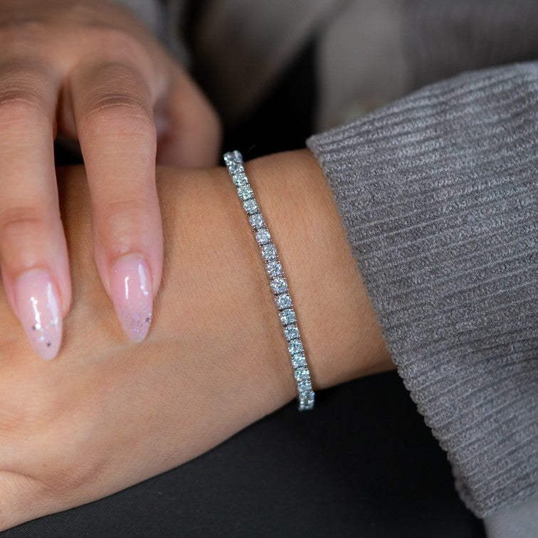 Solid Gold Lab-Created 4-Prong Diamond Tennis Bracelet (D083C5)