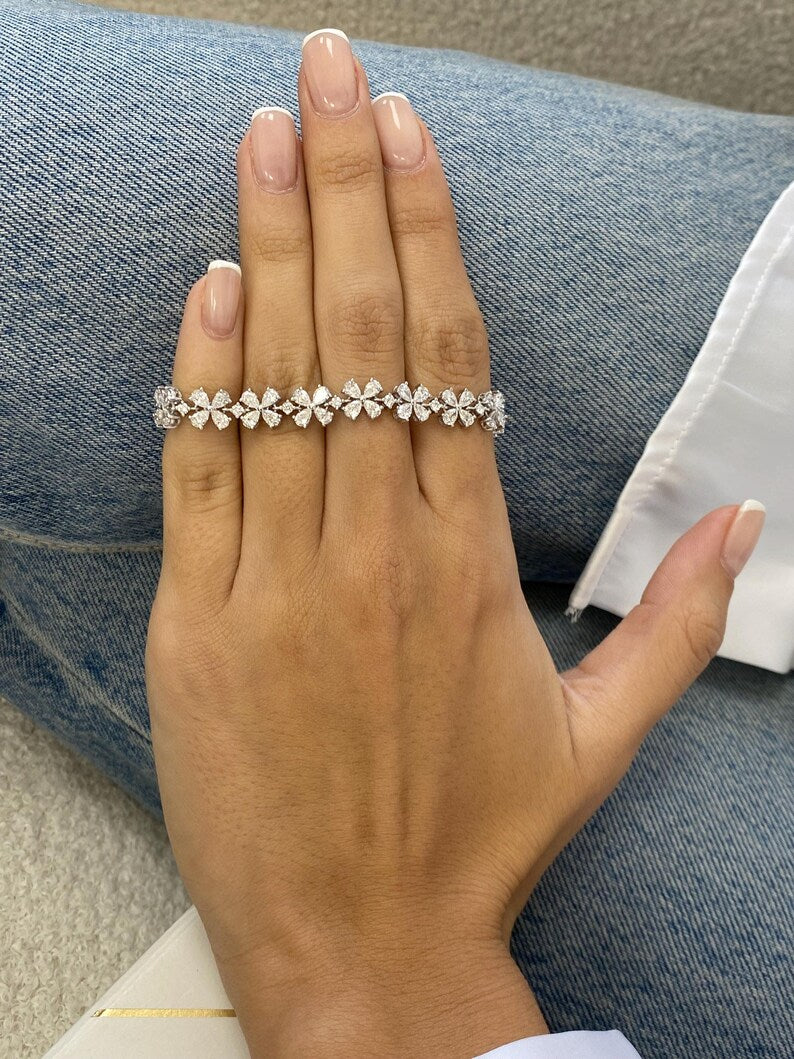 Solid Gold Clustered Diamond Tennis Bracelet