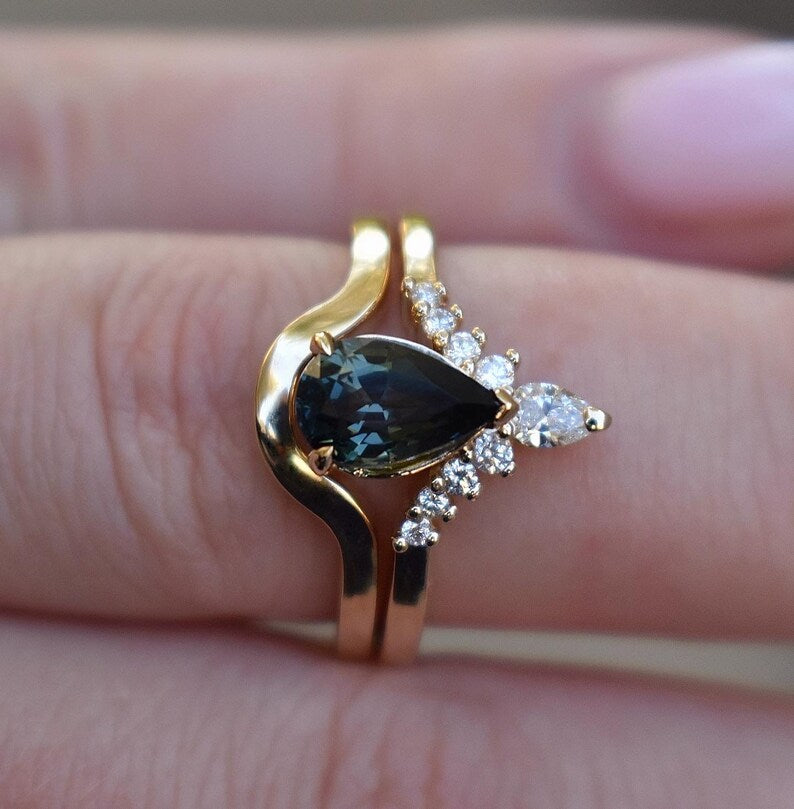 Solid Gold Teal Sapphire Engagement Ring Set With Diamonds