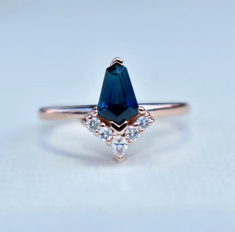 Solid Gold Kite Shape Teal Sapphire Engagement Ring With Diamonds (01C9F5)