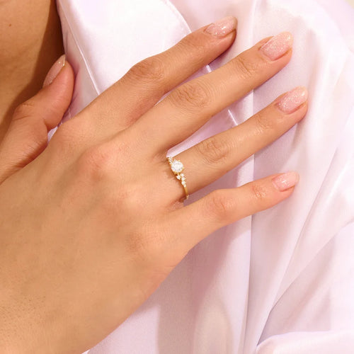 Solid Gold 0.50ctw Cluster Solitaire Diamond Engagement Ring