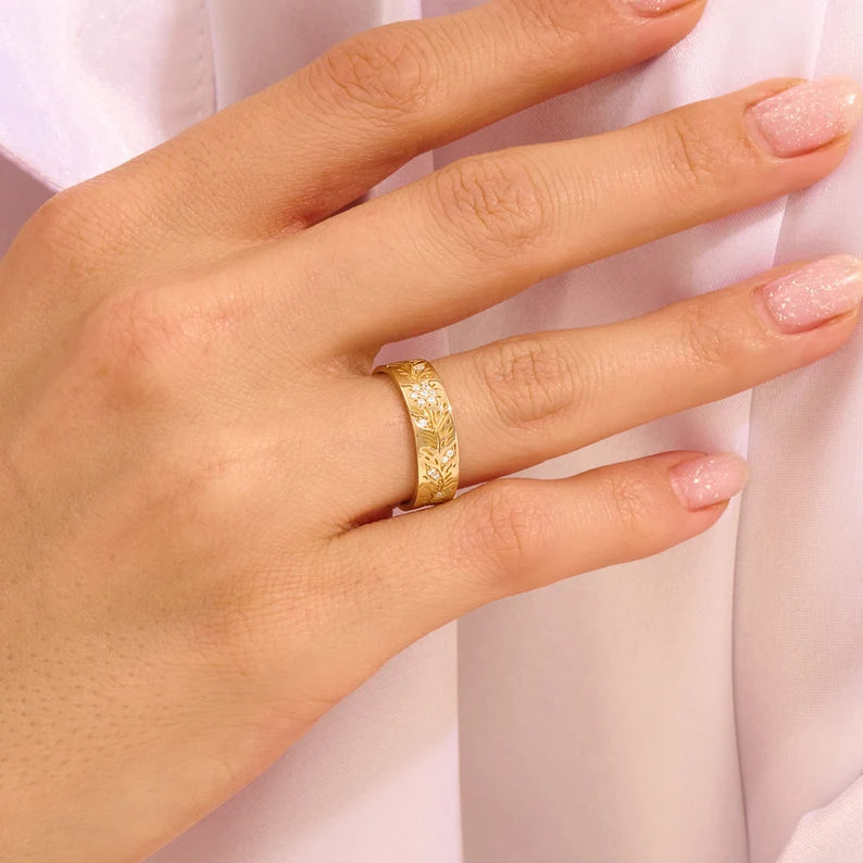 Solid Gold Leaf Engraved Band