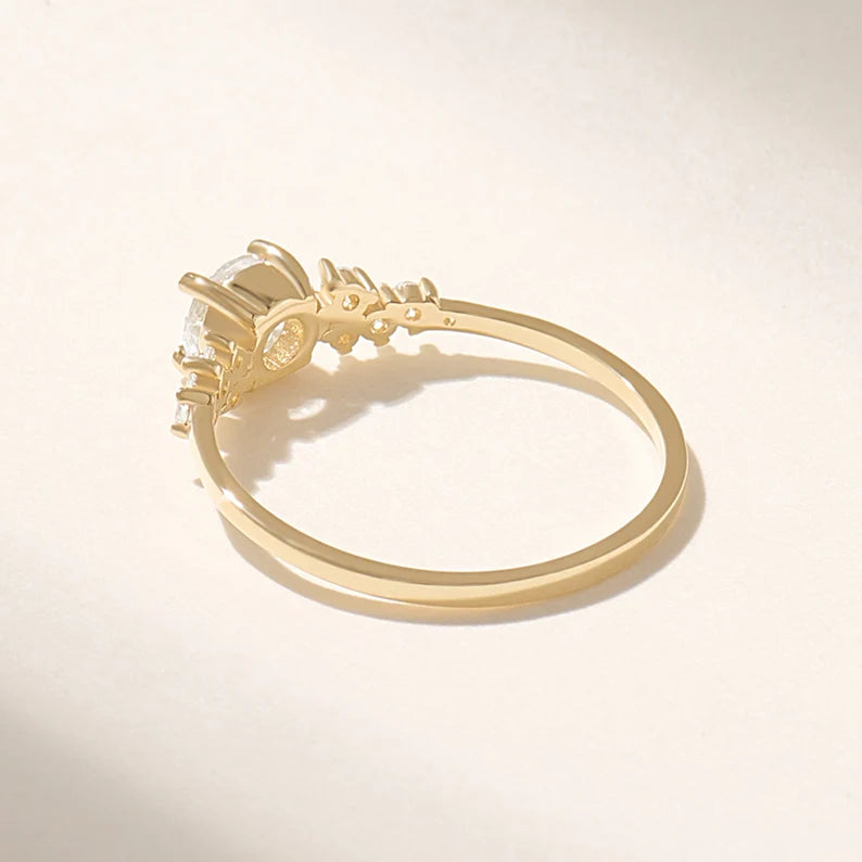 Solid Gold 0.50ctw Cluster Solitaire Diamond Engagement Ring