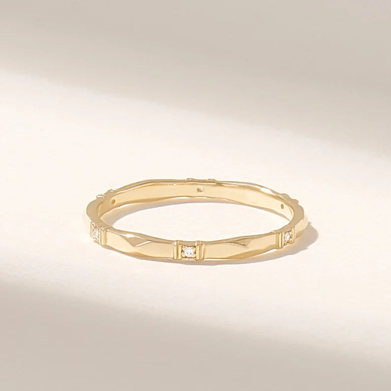 Solid Gold Slim Wedding Ring (6C10FB)
