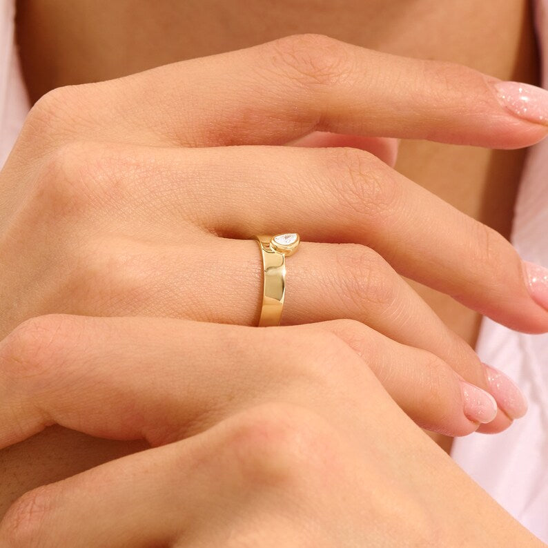 Solid Gold Pear Diamond Wedding Band