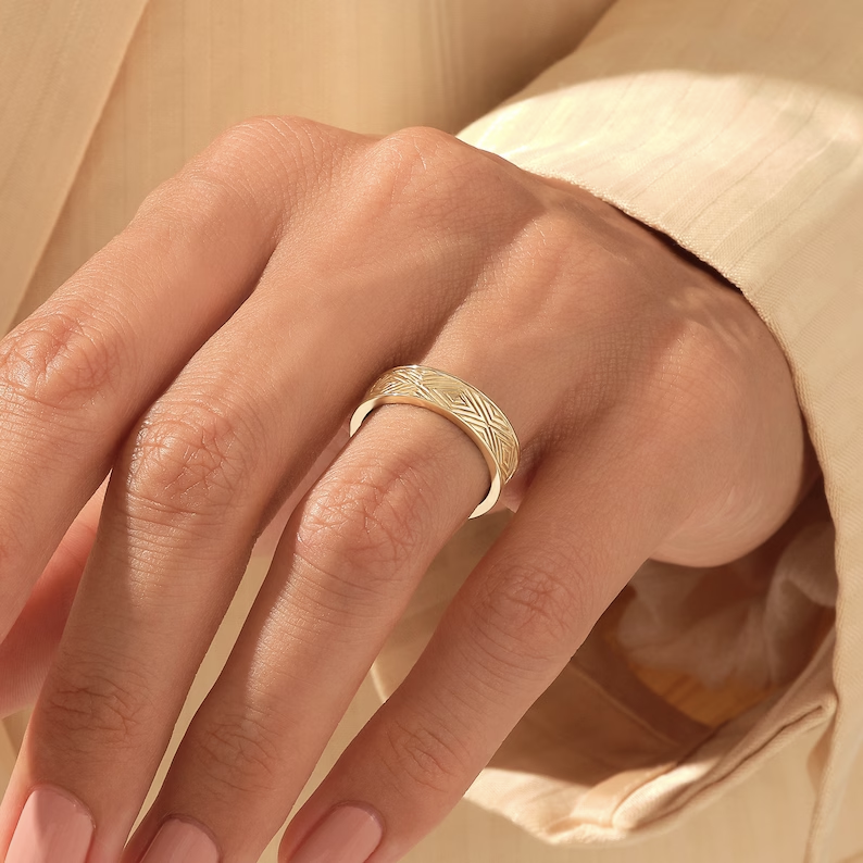 Solid Gold Patterned Wedding Band