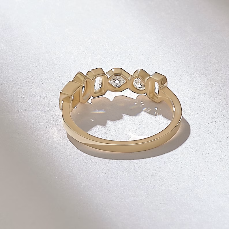 Solid Gold 0.7ctw Mixed Cut Diamond Wedding Ring