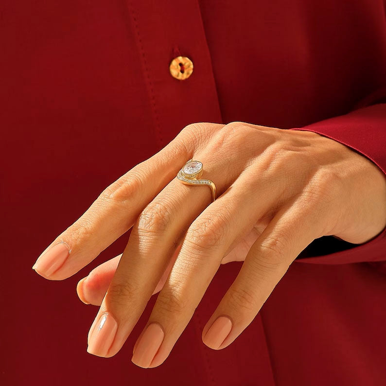 Solid Gold 1ct Oval Solitaire Diamond Ring