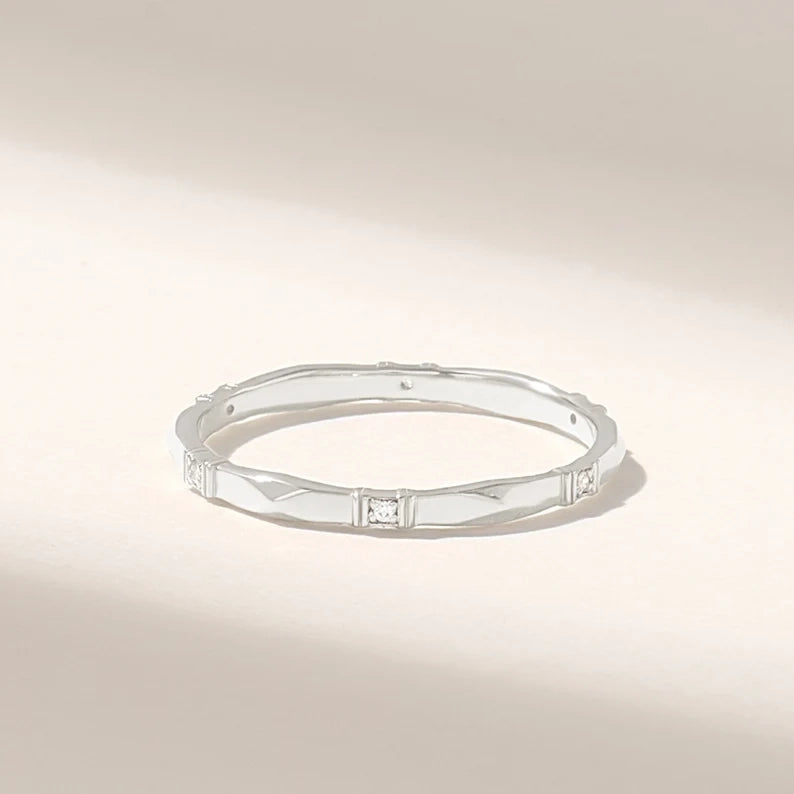 Solid Gold Slim Wedding Ring (6C10FB)