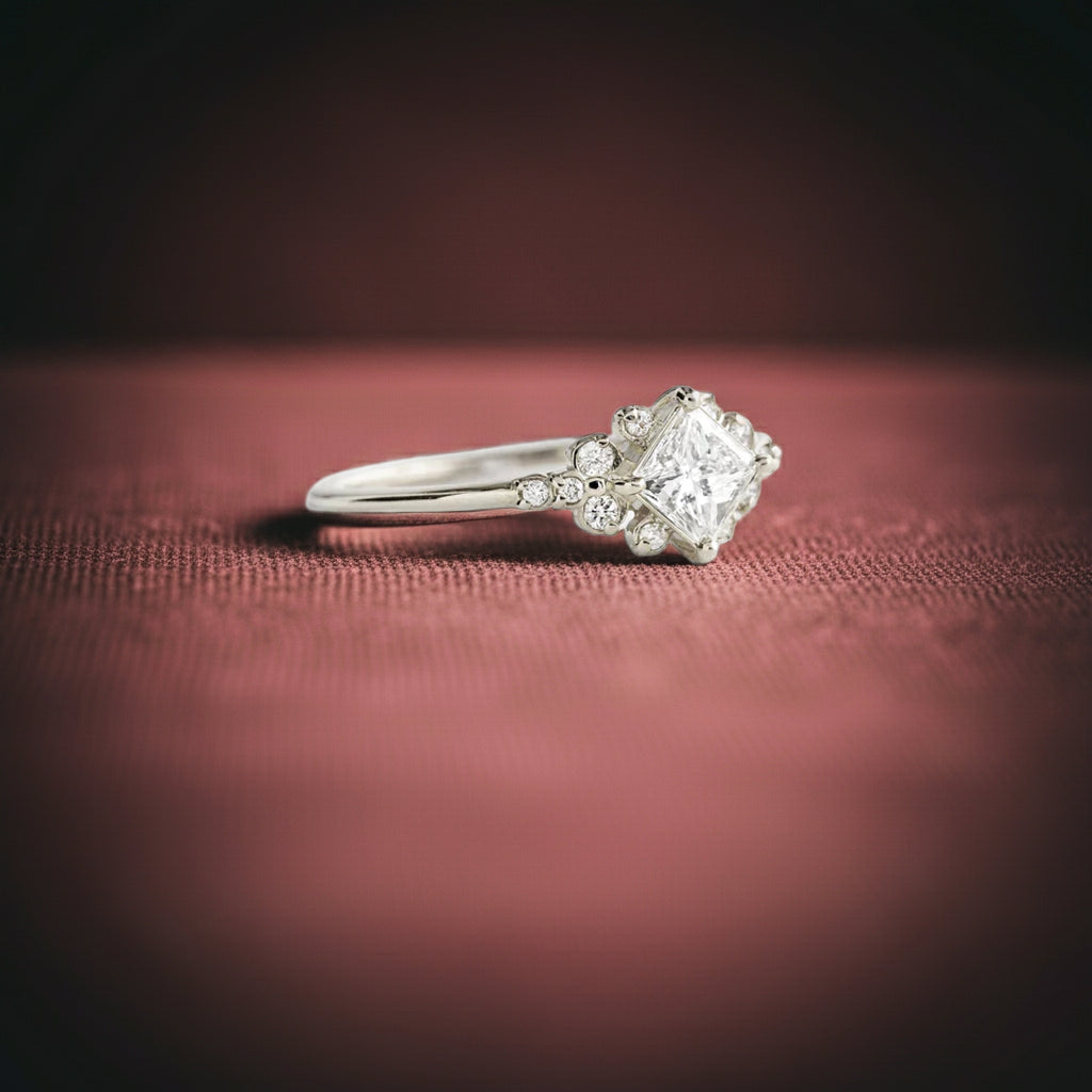 Solid Gold Closed Snowdrift Ring