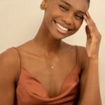 Diamond Daisy Necklace - Image 3