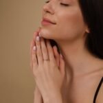 14K Solid Gold Natural Emerald Ring - Image 4