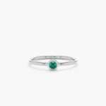 14K Solid Gold Natural Emerald Ring - Image 2