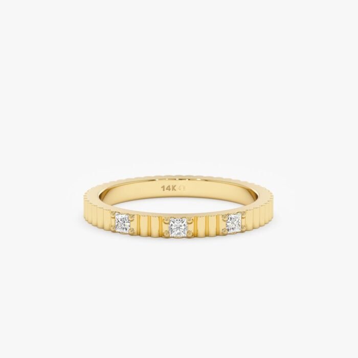 Solid Gold Diamond Ribbed Ring