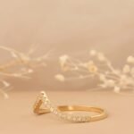 18K Solid Gold V Shape Natural Diamond Nesting Ring - Image 3