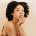 18K Solid Gold V Shape Natural Diamond Nesting Ring - Image 5