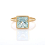 18K Solid Gold Aquamarine Ring