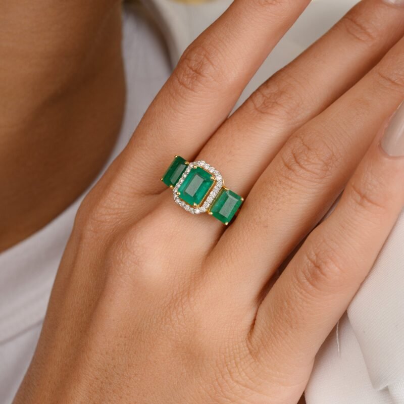 14k solid gold three stone emerald diamond ring gj217 2