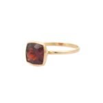 14K Solid Gold Garnet Ring - Image 3