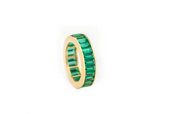 14k solid gold 5 39 carat baguette cut natural emerald eternity band ring as004 1