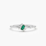 18K Solid Gold Slanted Baguette Emerald Ring - Image 4