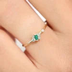 18K Solid Gold Slanted Baguette Emerald Ring - Image 5