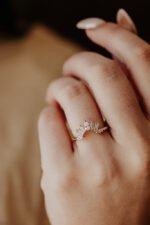 14k Gold Flora Diamond Tracer Band - Image 3