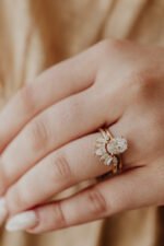 14k Gold Flora Diamond Tracer Band - Image 2